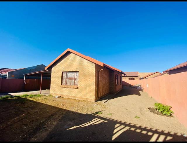 2 BEDROOM HOUSE SOLD IN IVY PARK
